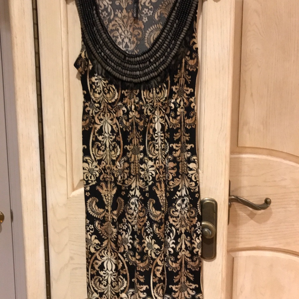 Women’s Sleeveless Dress